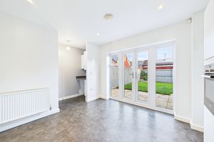 Dining room- click for photo gallery